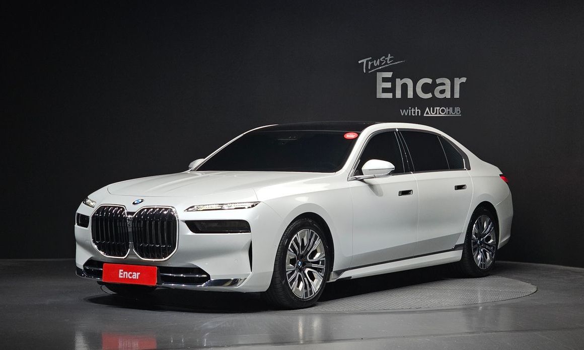 BMW 7-Series 2023