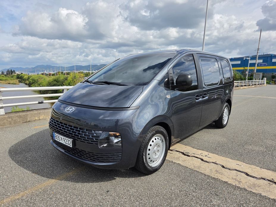 Hyundai Staria 2024