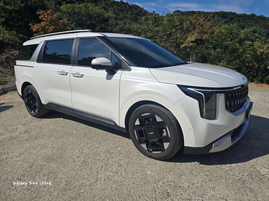 Kia Canival 2025