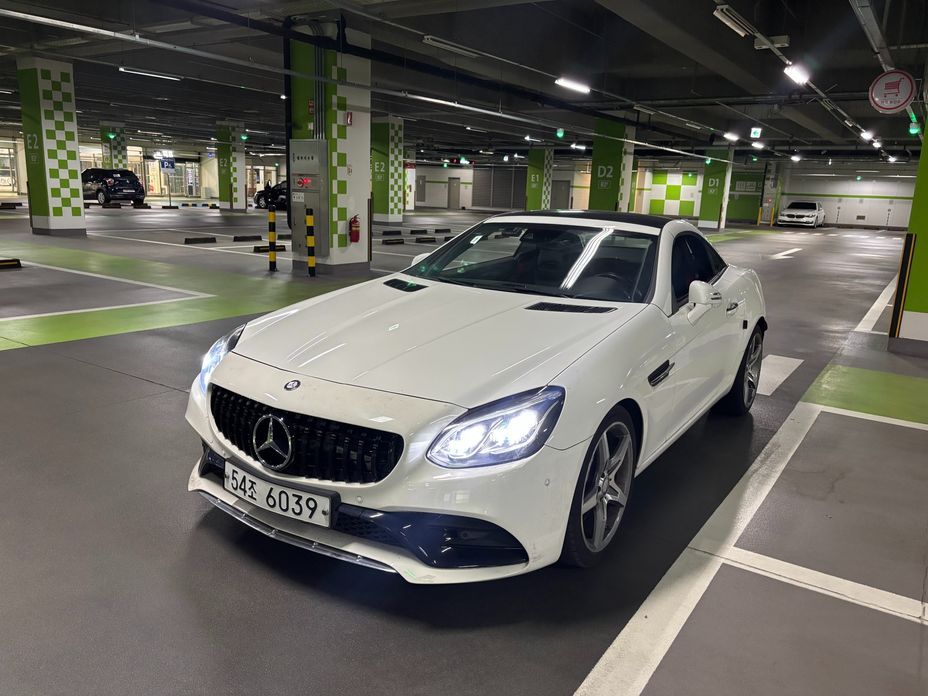 Mercedes-Benz SLC-Class 2017