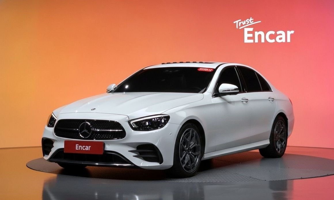 Mercedes-Benz E-Class 2022