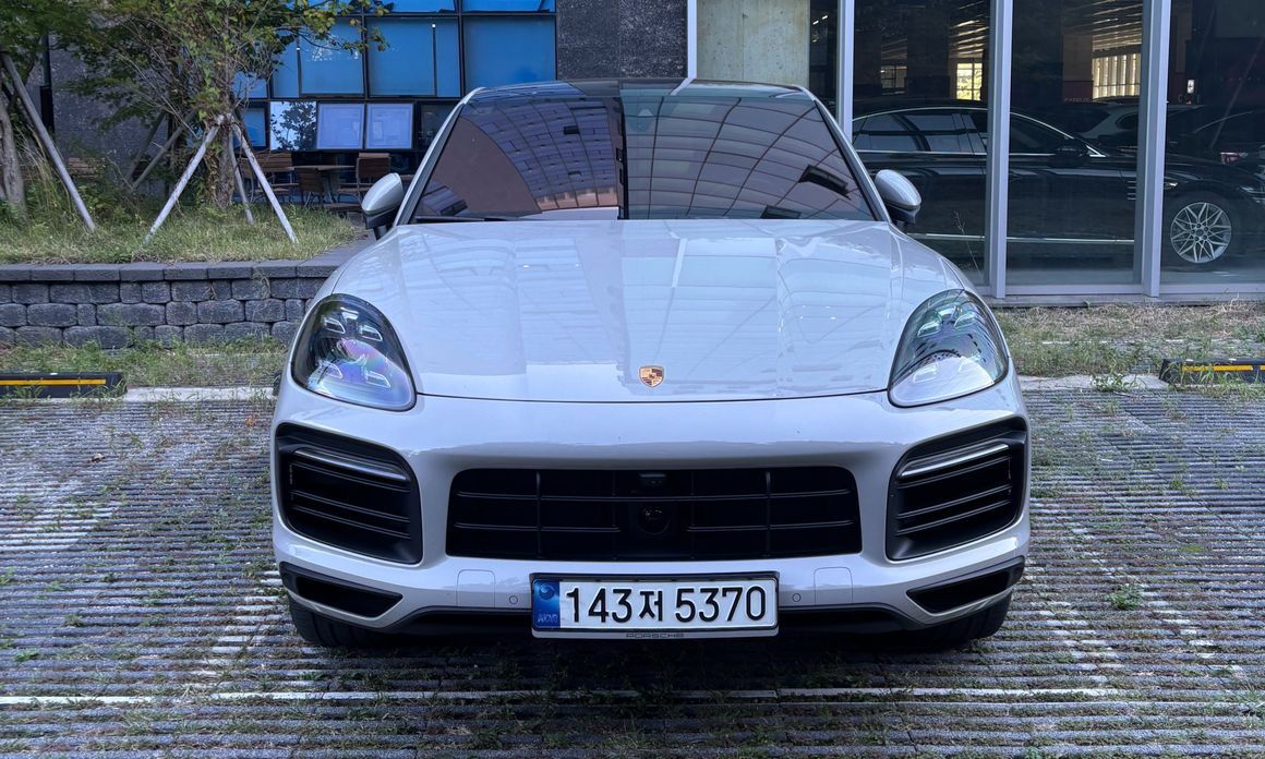 Porsche Cayenne 2022