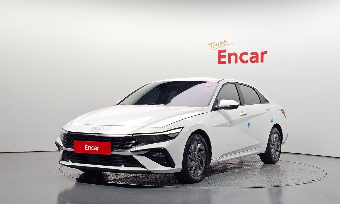 Hyundai AVANTE 2024