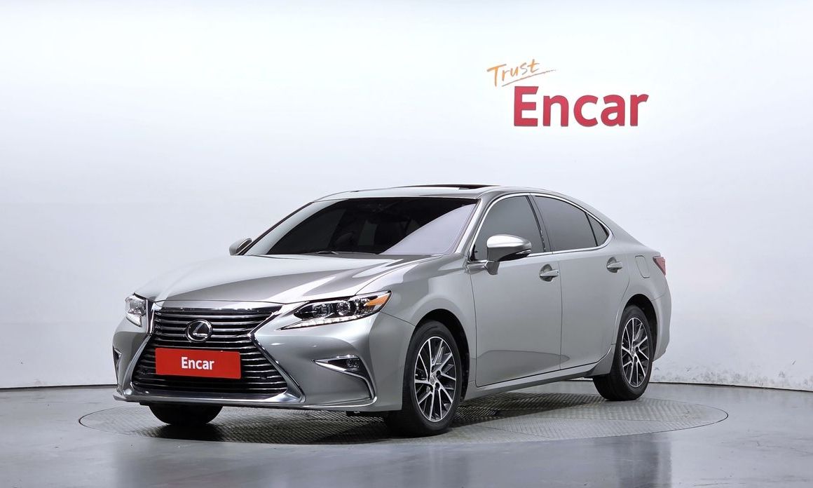 Lexus ES 2018