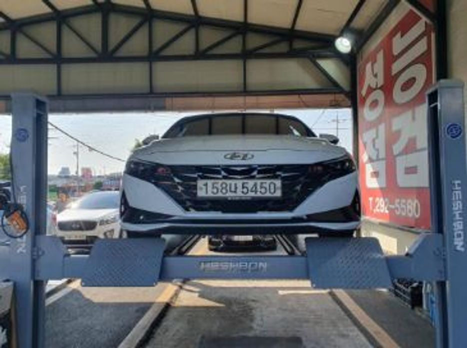 Hyundai AVANTE 2021