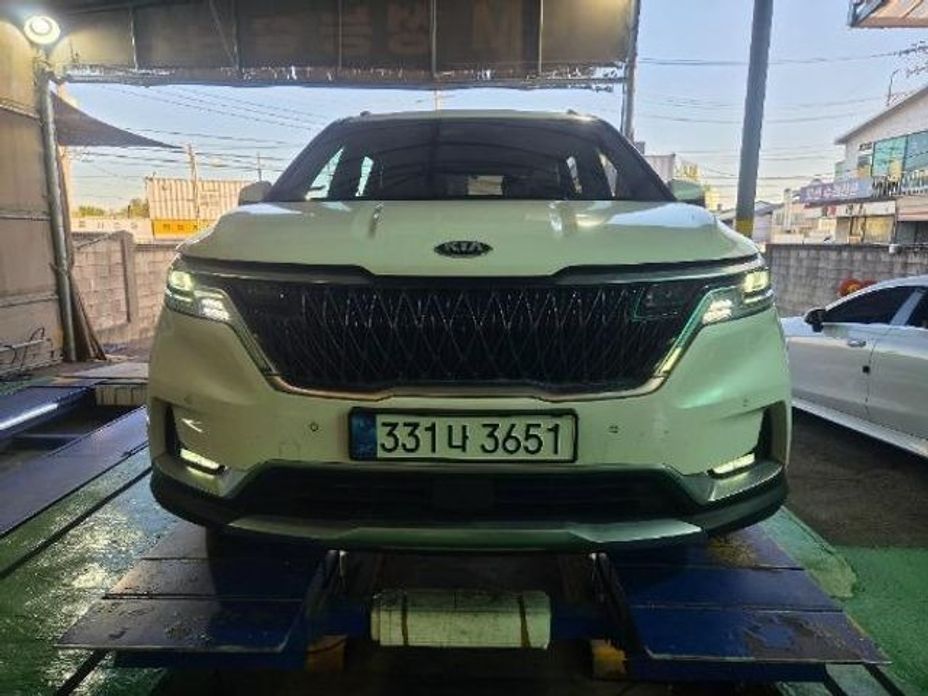 Kia Canival 2021