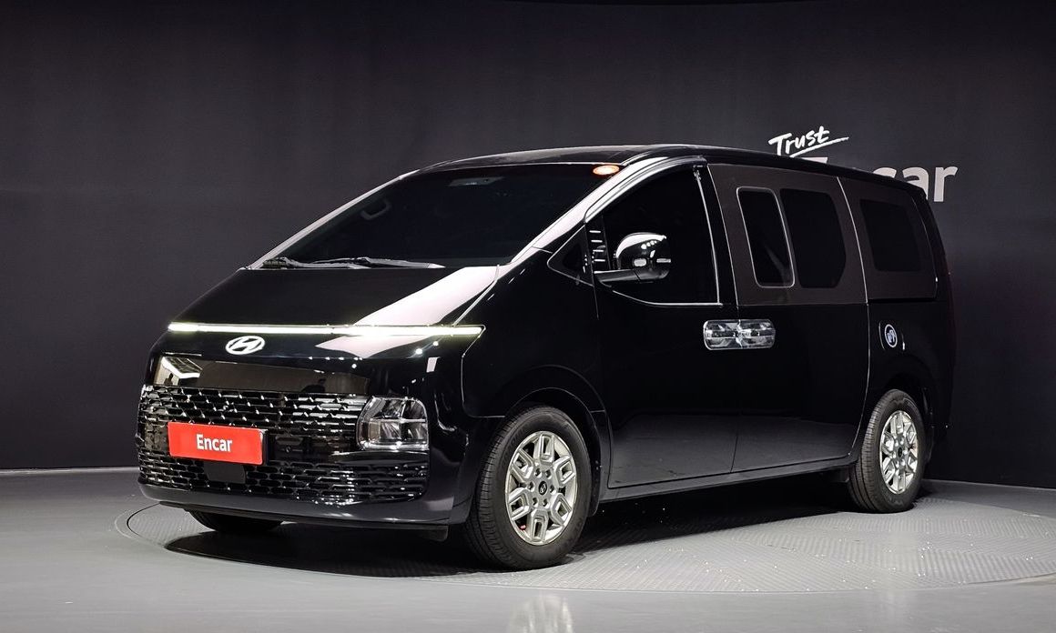 Hyundai Staria 2025