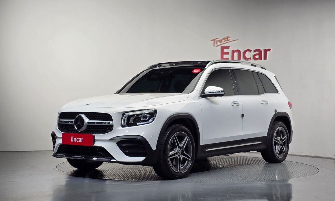 Mercedes-Benz GLB-Class 2023