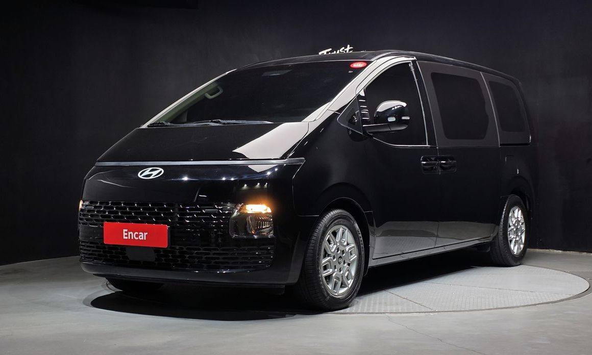 Hyundai Staria 2025