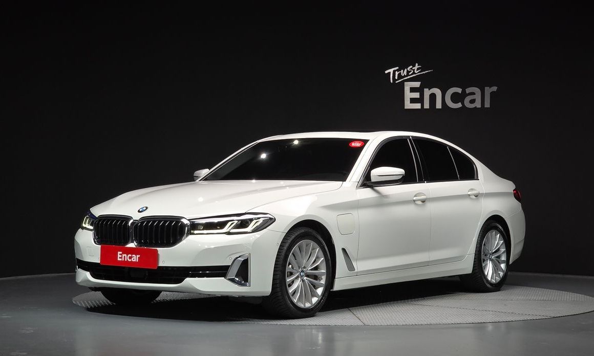 BMW 5-Series 2021