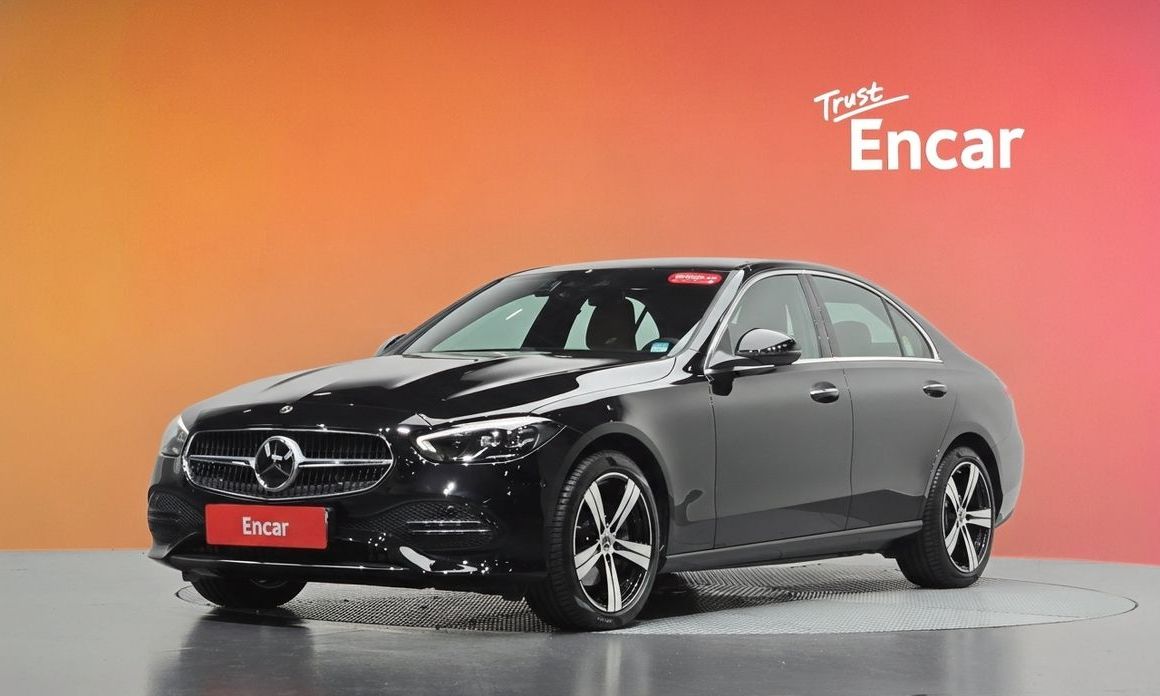 Mercedes-Benz C-Class 2026