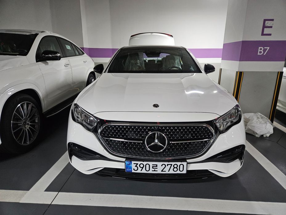 Mercedes-Benz E-Class 2026