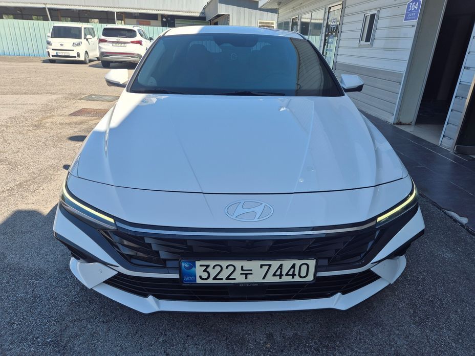 Hyundai AVANTE 2024