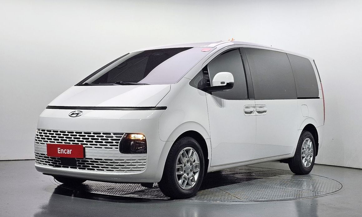 Hyundai Staria 2023