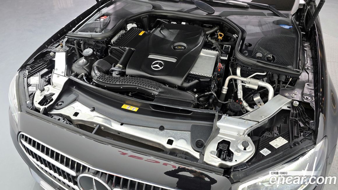 Mercedes-Benz E-Class 2023