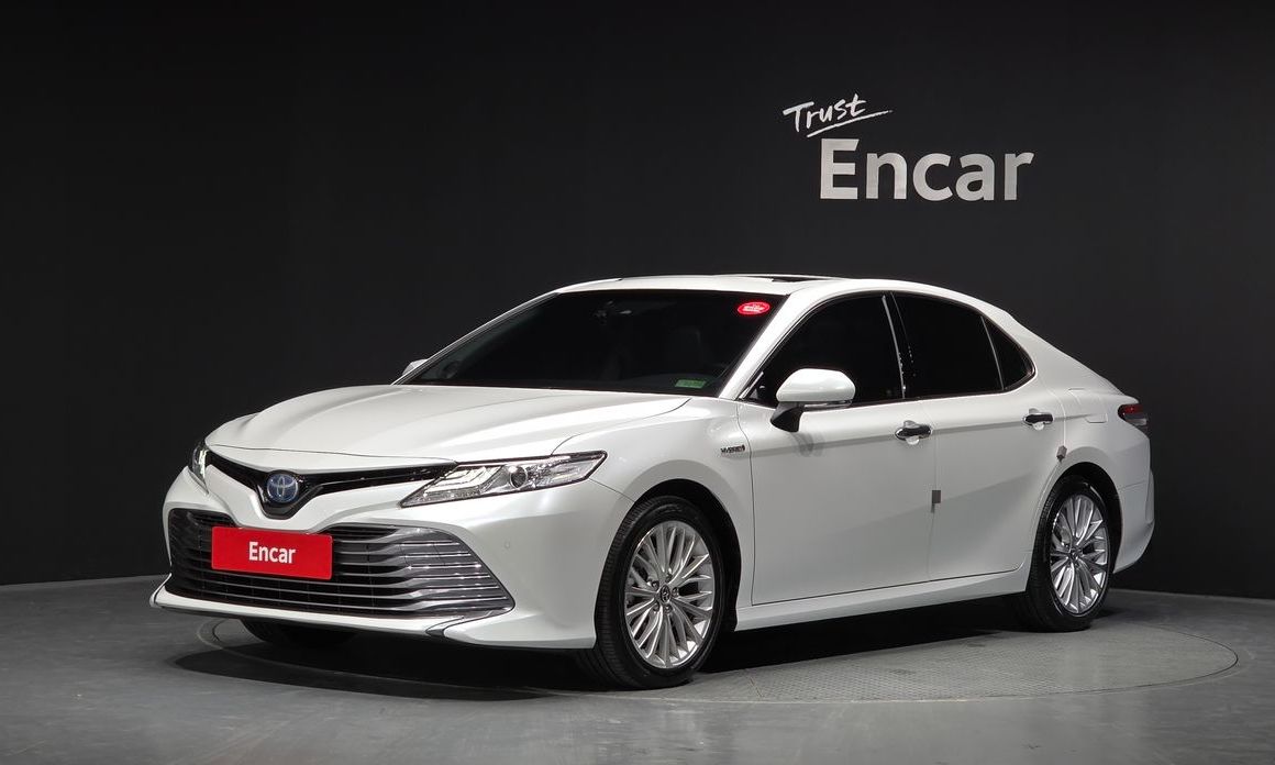 Toyota Camry 2019