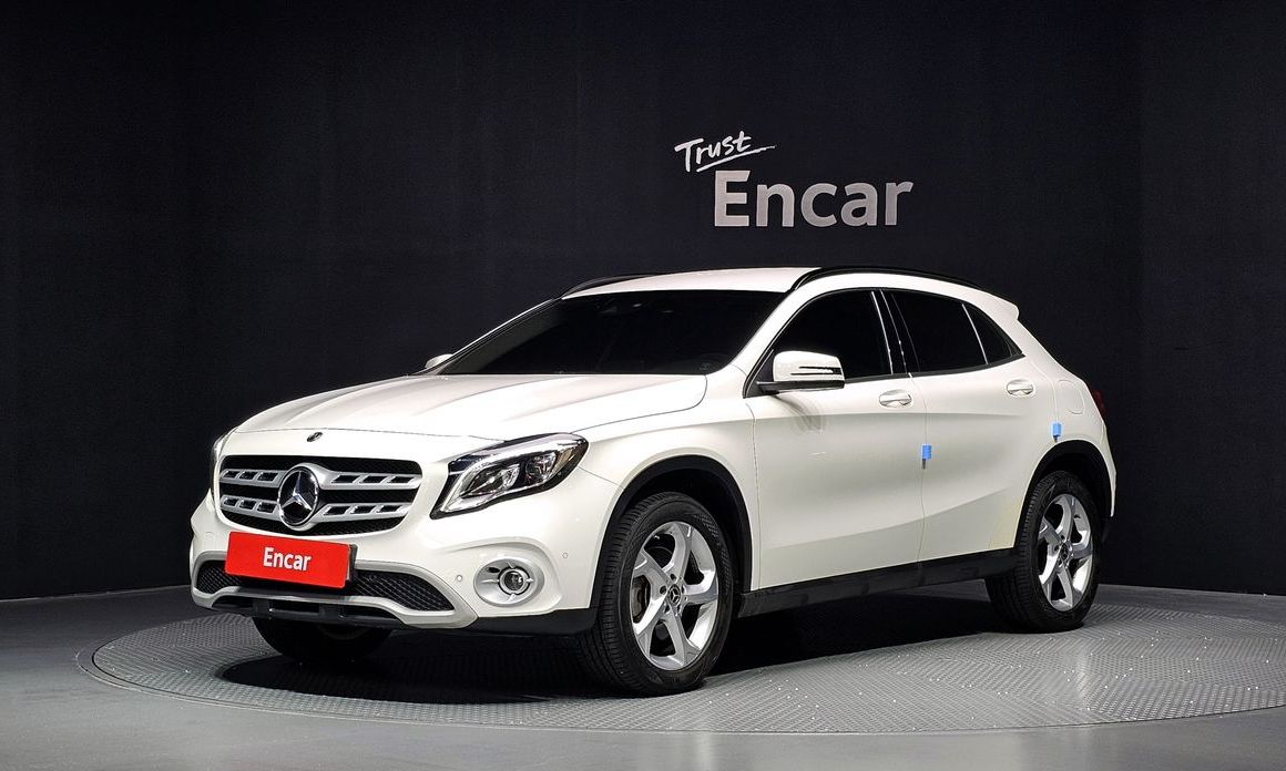 Mercedes-Benz GLA-Class 2019