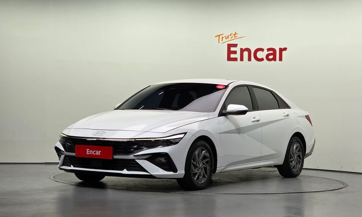 Hyundai AVANTE 2024