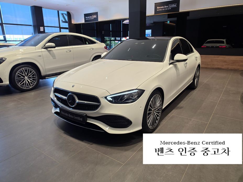 Mercedes-Benz C-Class 2025