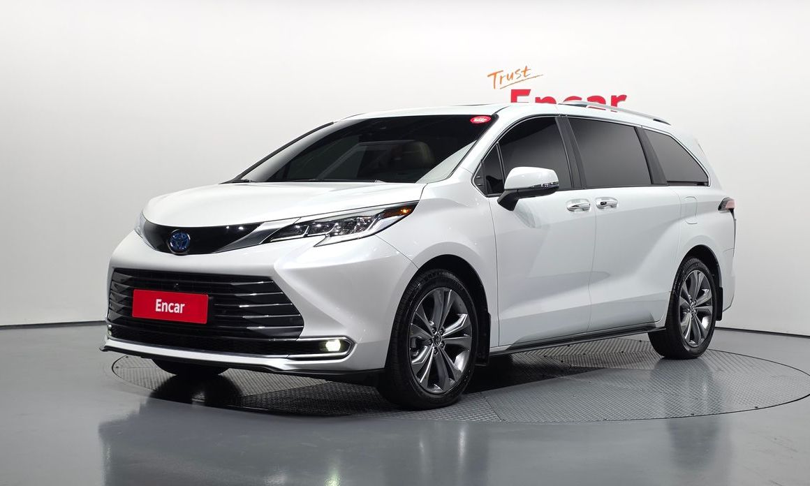 Toyota Sienna 2024