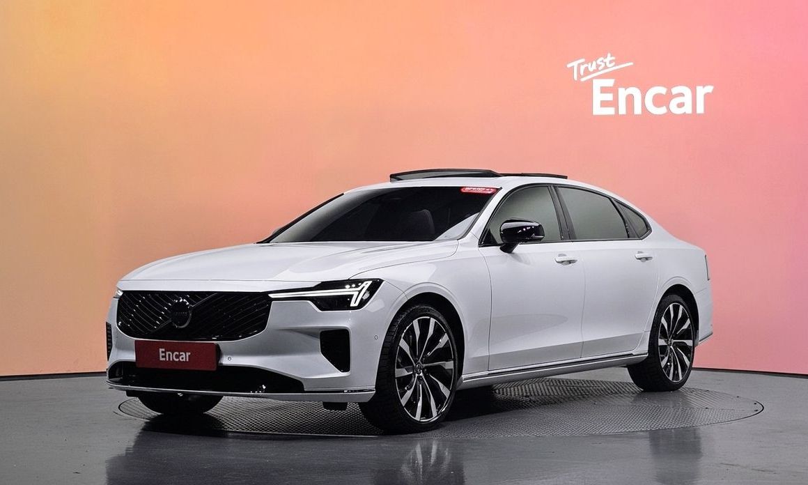 Volvo S90 2026
