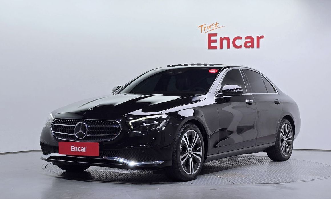 Mercedes-Benz E-Class 2021
