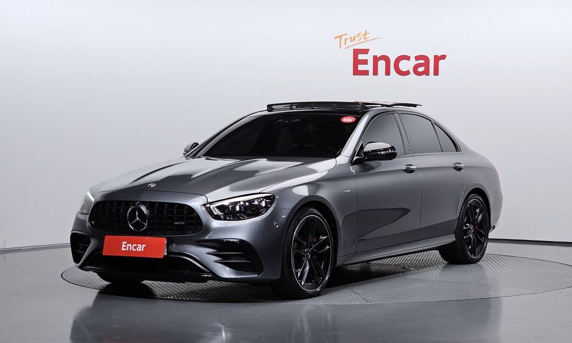 Mercedes-Benz E-Class 2023