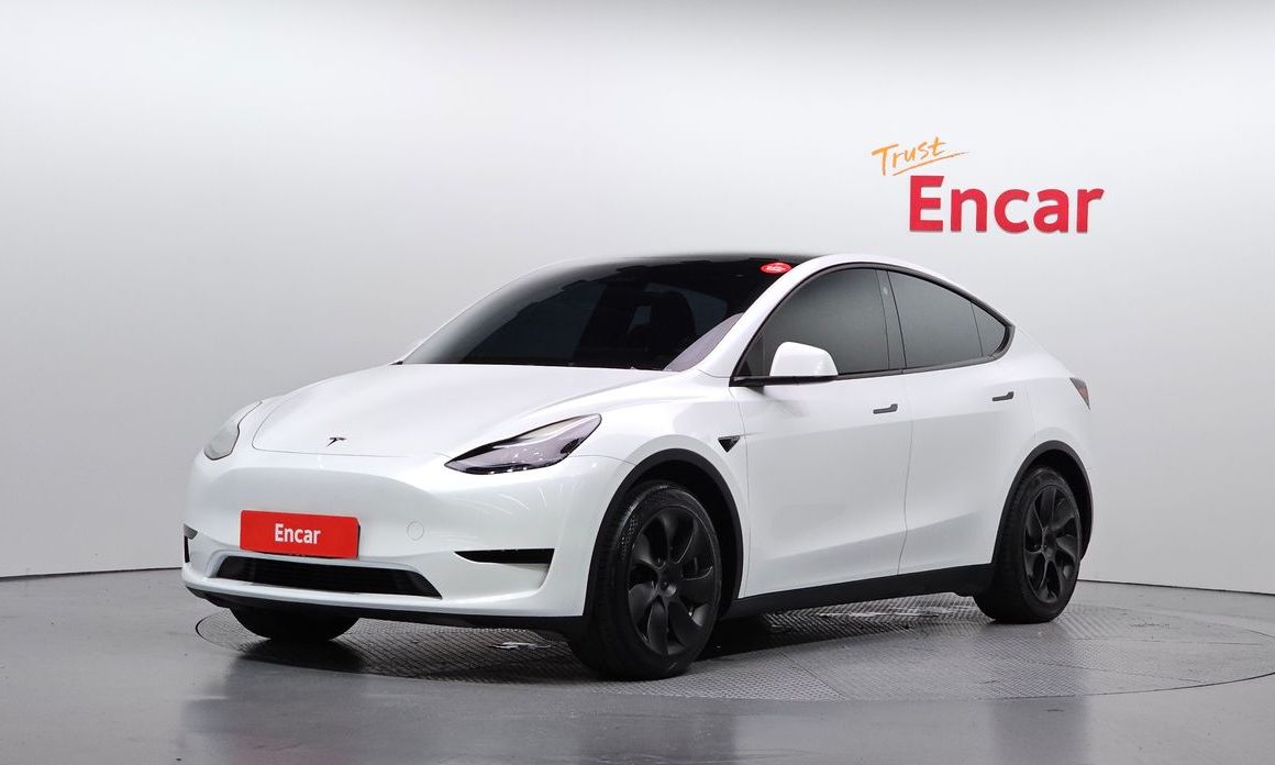 Tesla Model Y 2023