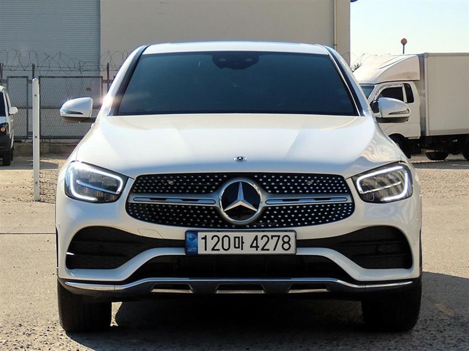 Mercedes-Benz GLC-Class 2021