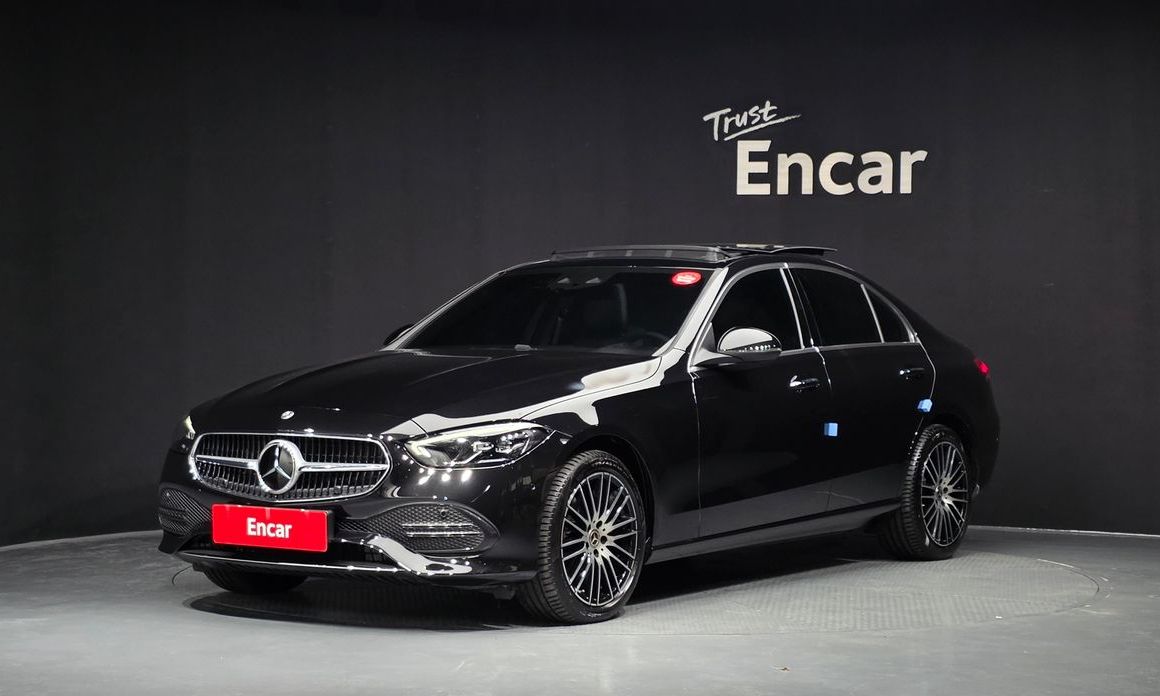 Mercedes-Benz C-Class 2025