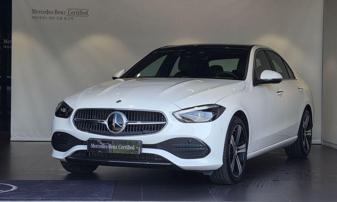 Mercedes-Benz C-Class 2026