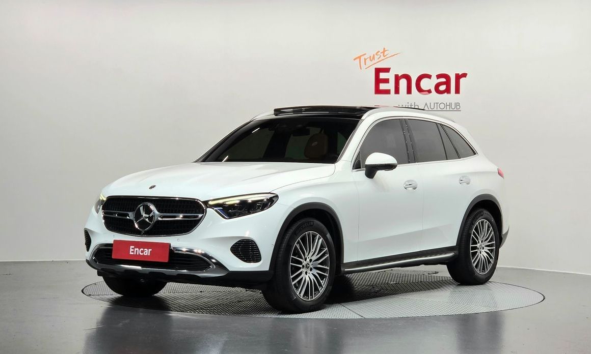 Mercedes-Benz GLC-Class 2023