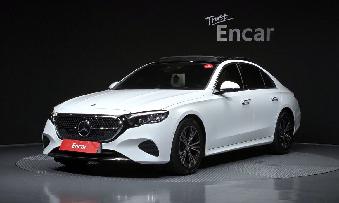 Mercedes-Benz E-Class 2025