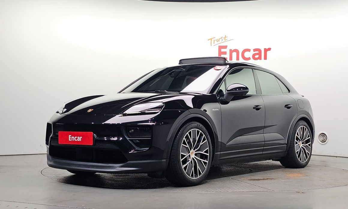 Porsche Macan 2025