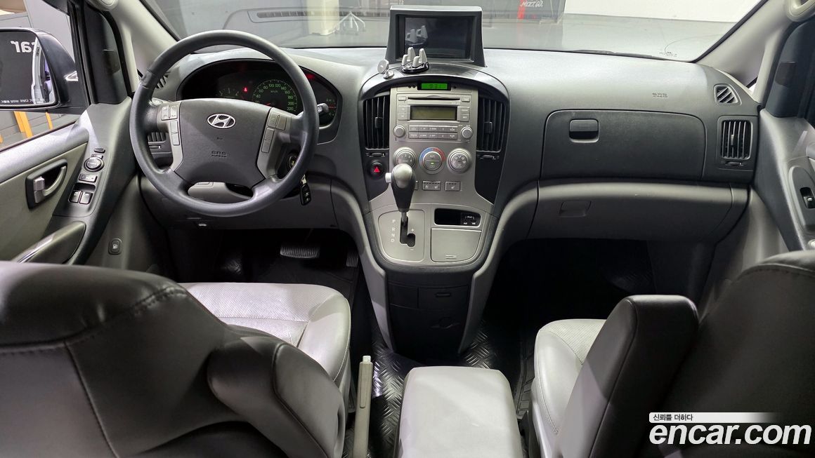 Hyundai Starex 2012