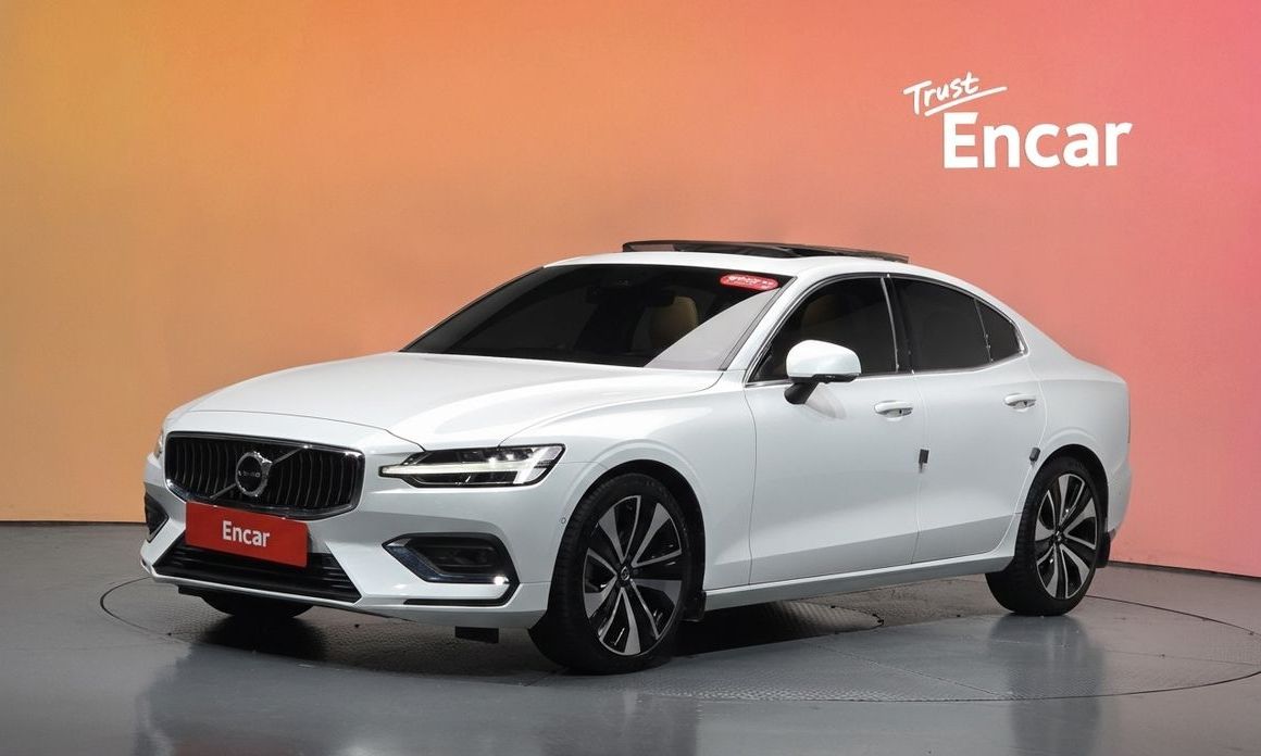 Volvo S60 2023
