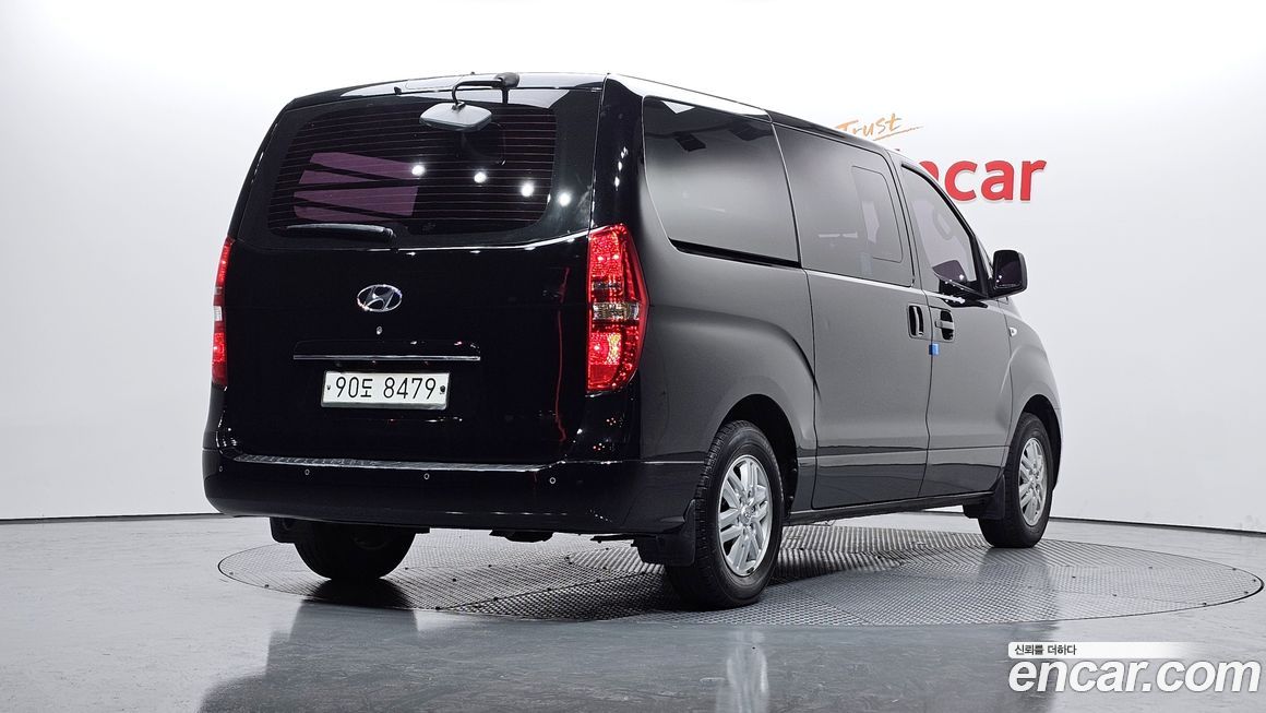 Hyundai Starex 2017