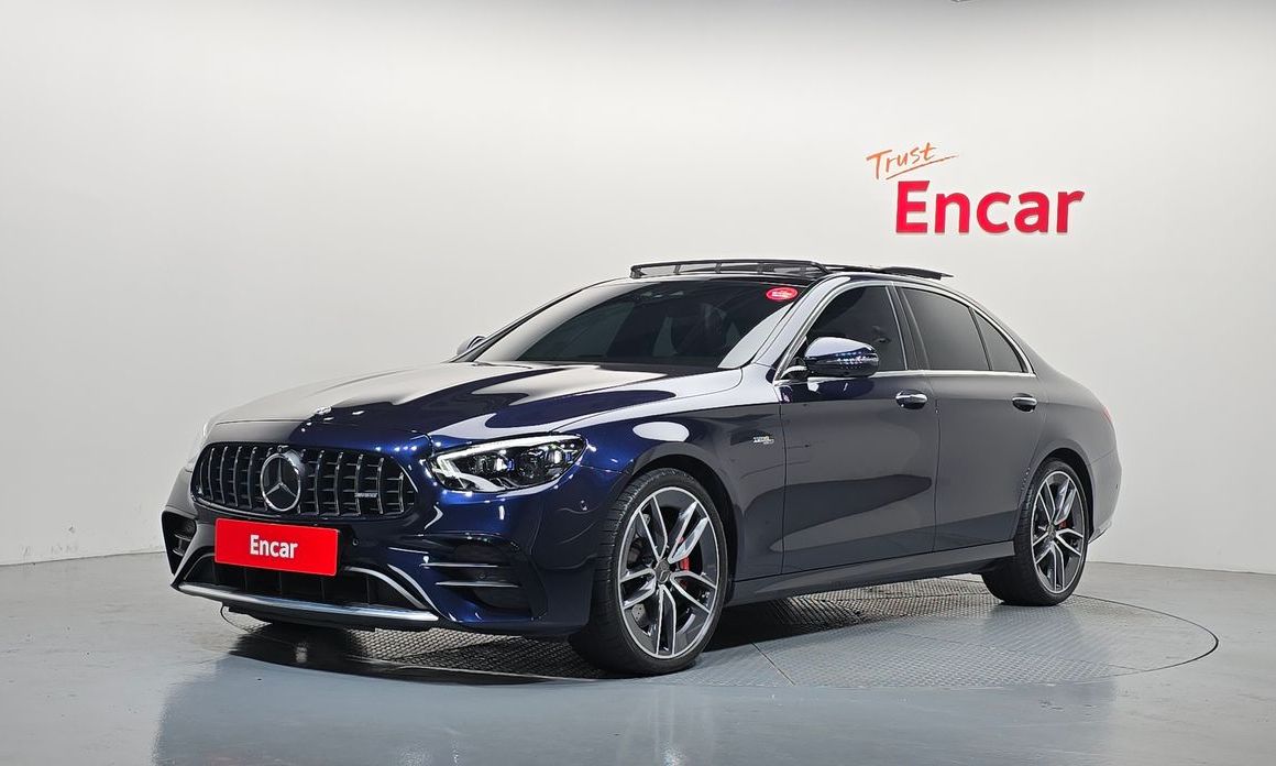 Mercedes-Benz E-Class 2022