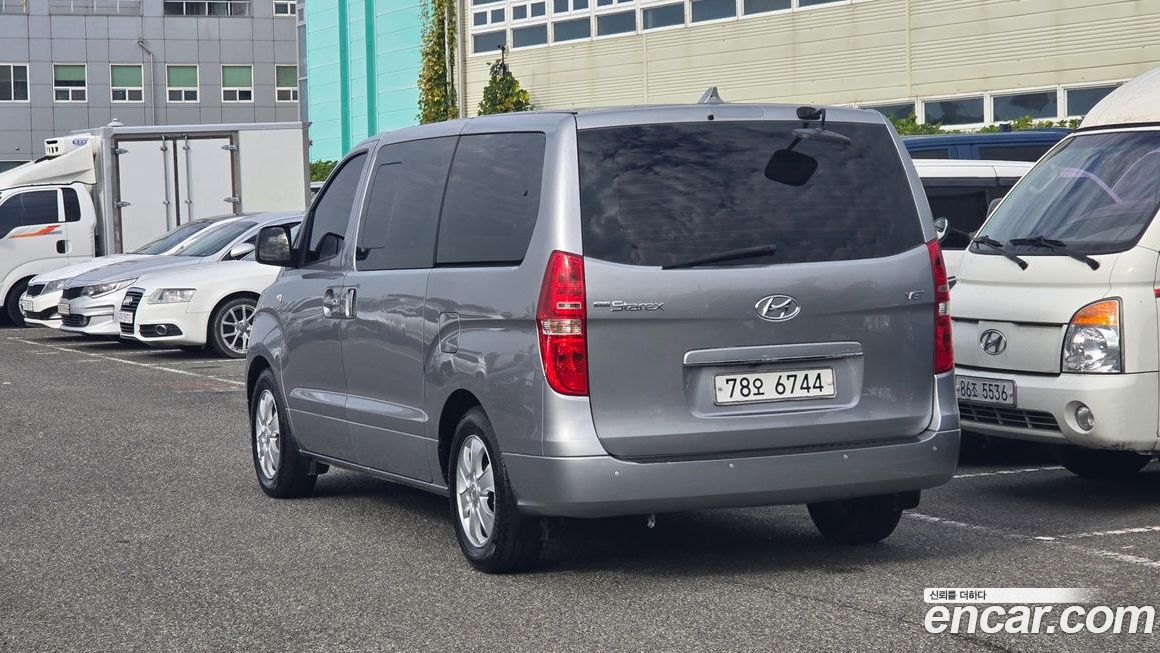 Hyundai Starex 2019