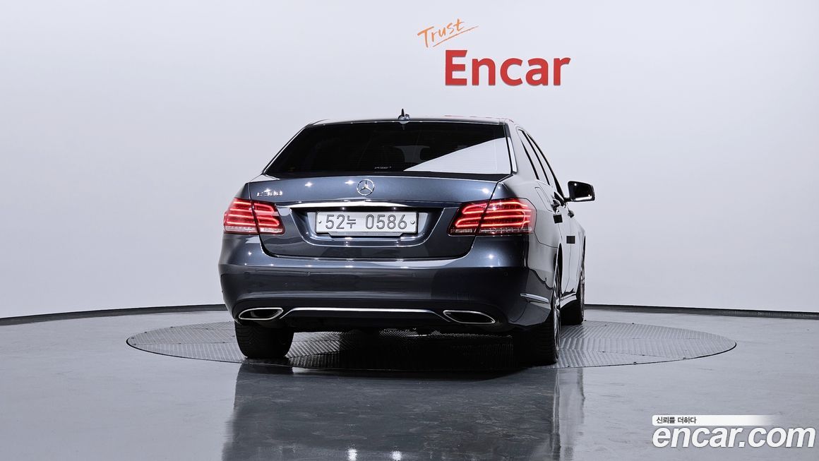 Mercedes-Benz E-Class 2016