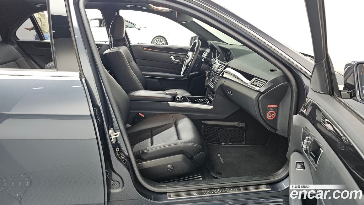 Mercedes-Benz E-Class 2016