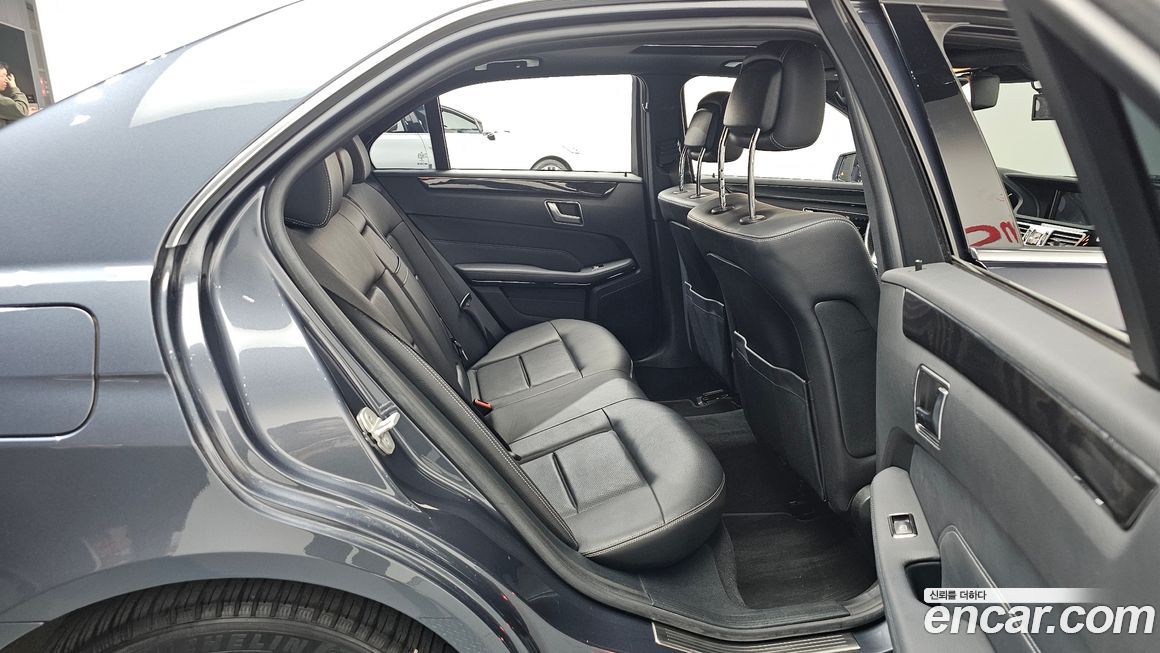 Mercedes-Benz E-Class 2016