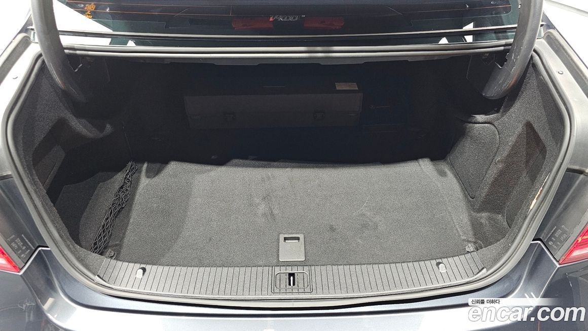 Mercedes-Benz E-Class 2016