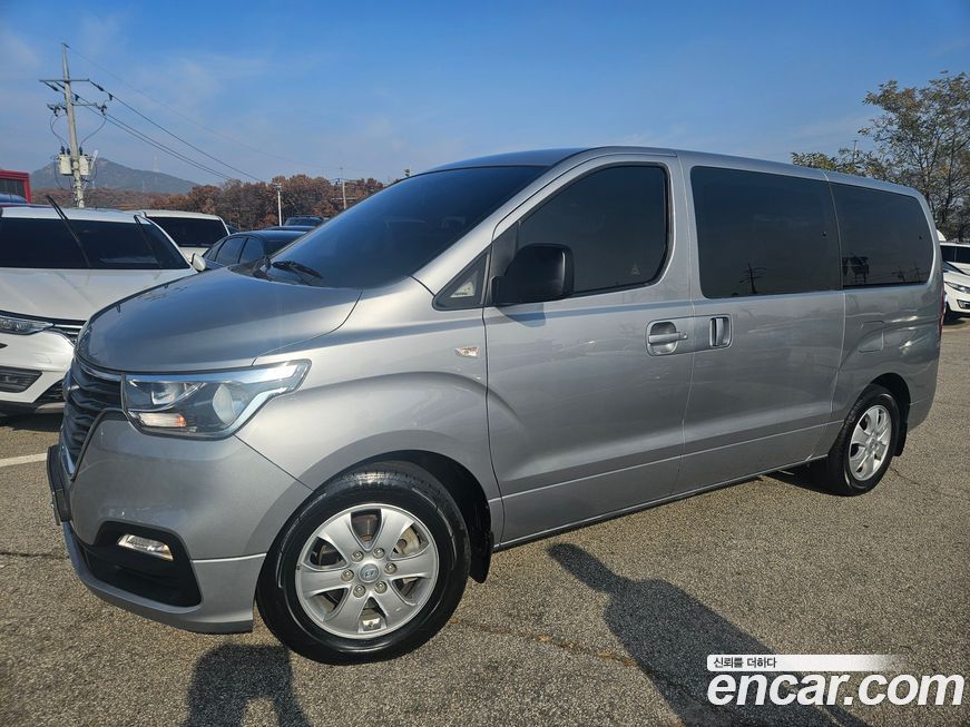 Hyundai Starex 2021