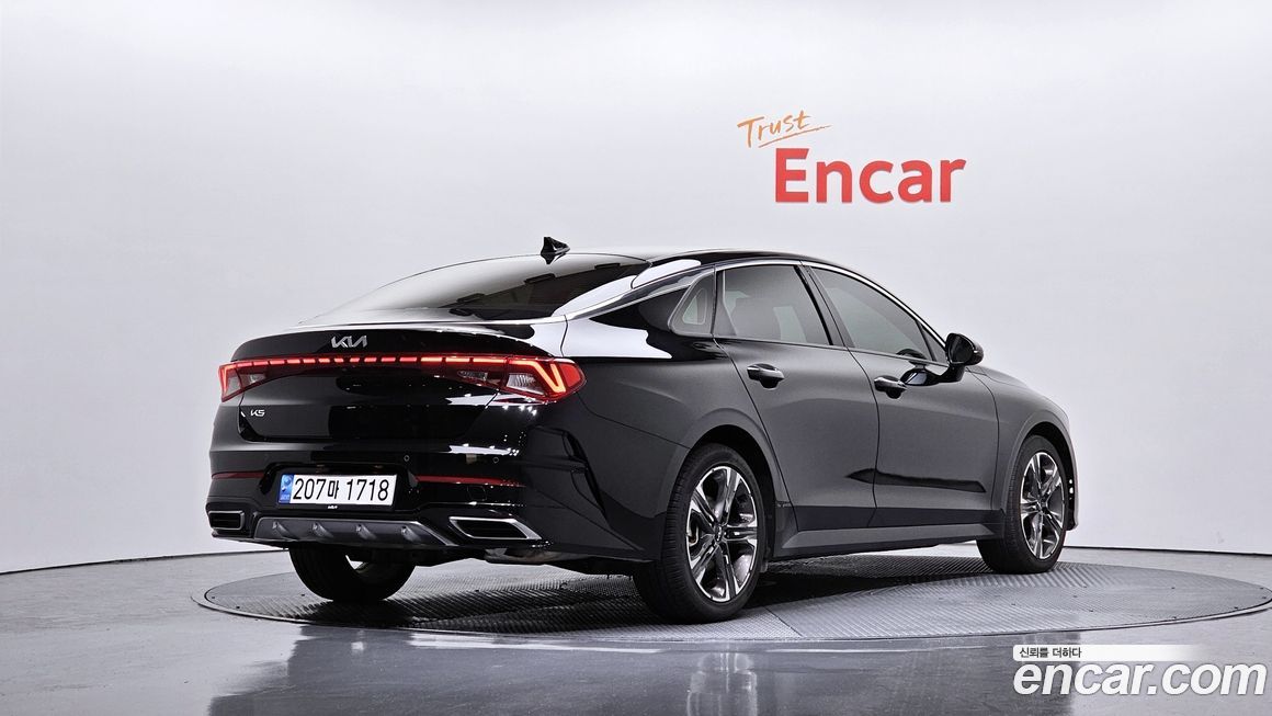 Kia K5 2023