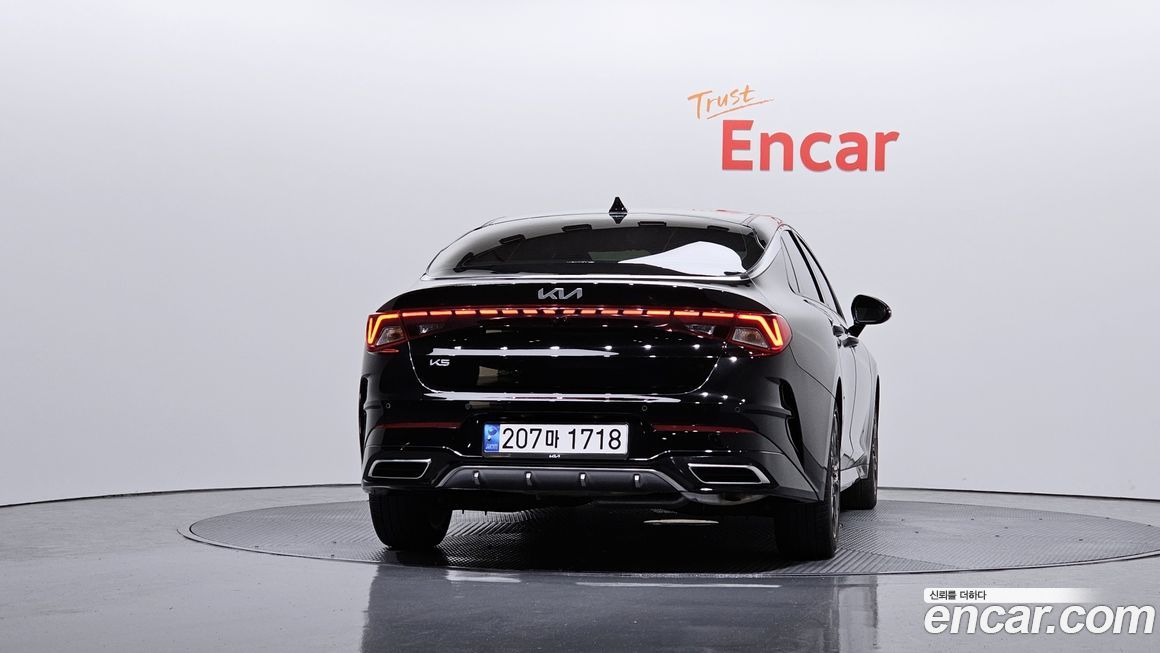 Kia K5 2023