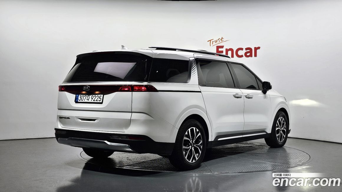 Kia Canival 2021