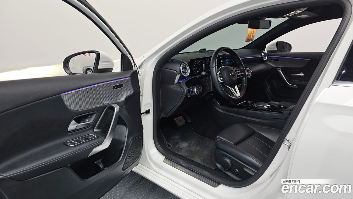 Mercedes-Benz A-Class 2022