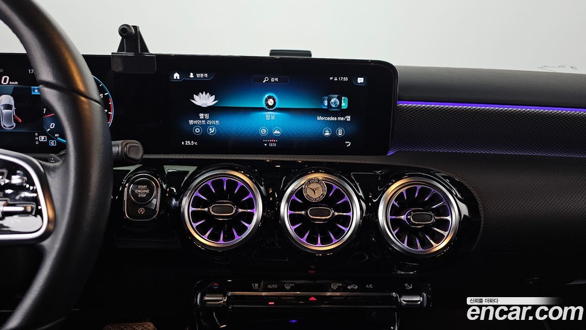 Mercedes-Benz A-Class 2022