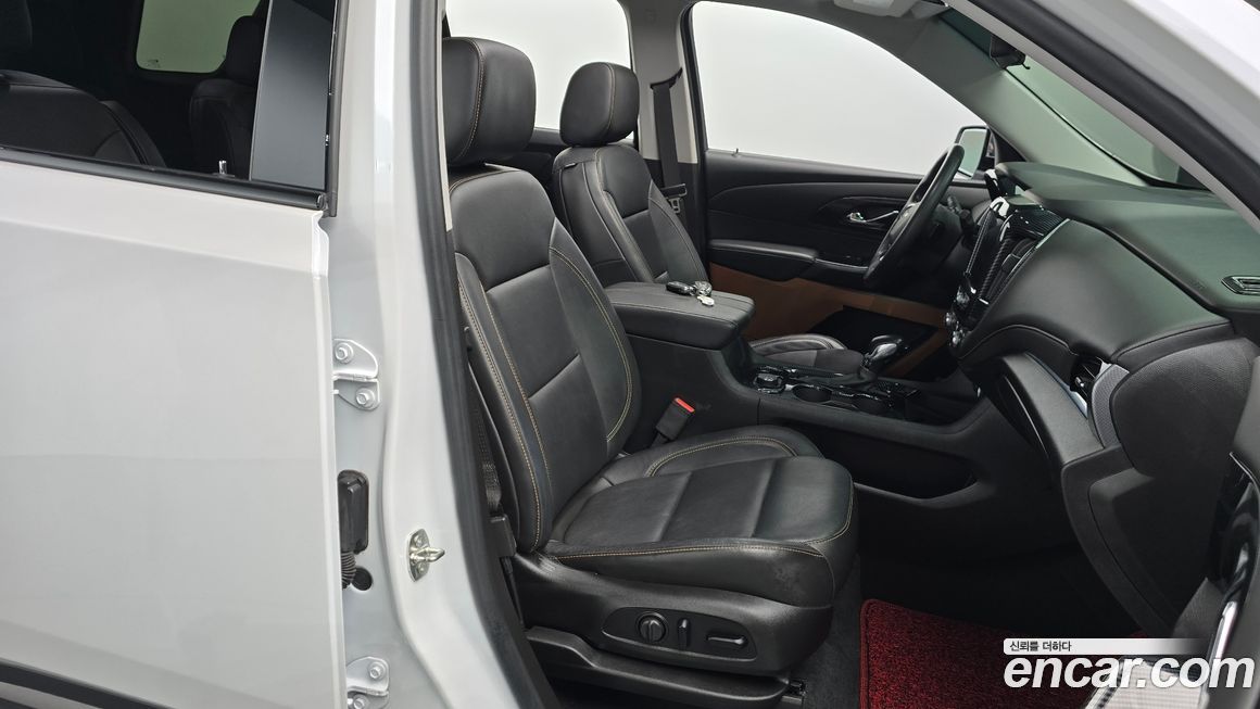 ChevroletGMDaewoo Traverse 2021